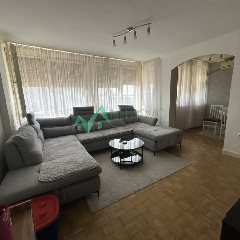 Stan Prodaja Novi Sad  39 m2