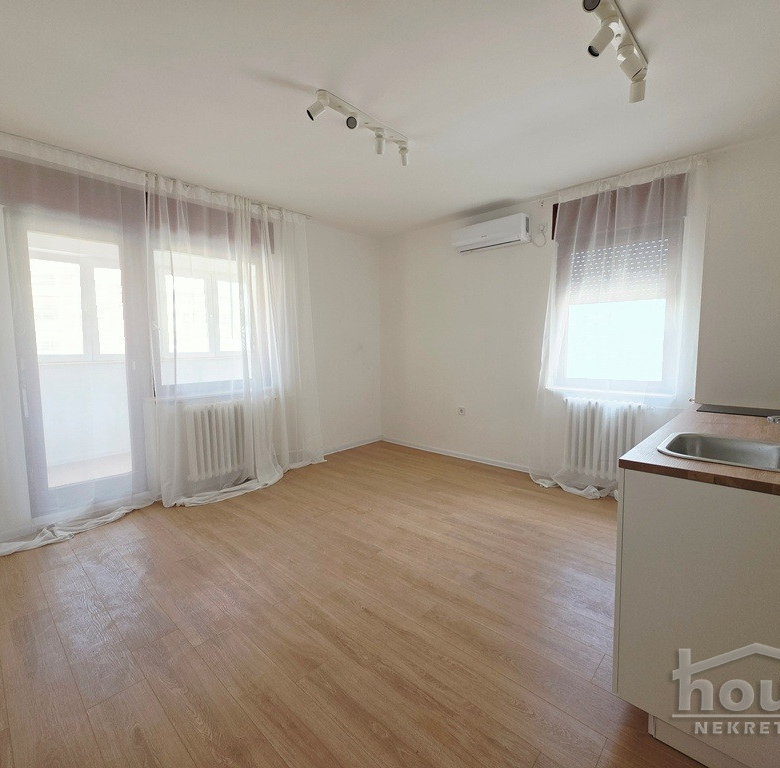Stan Prodaja Novi Sad  30 m2