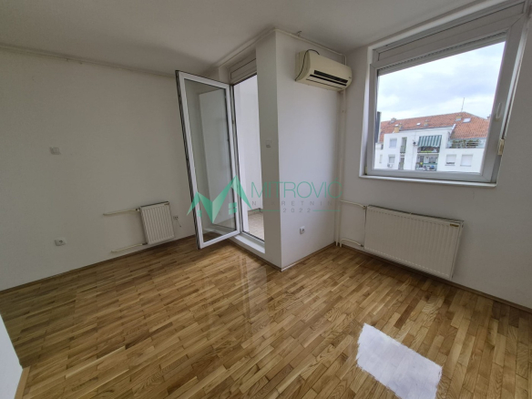 Stan Prodaja Novi Sad  23 m2