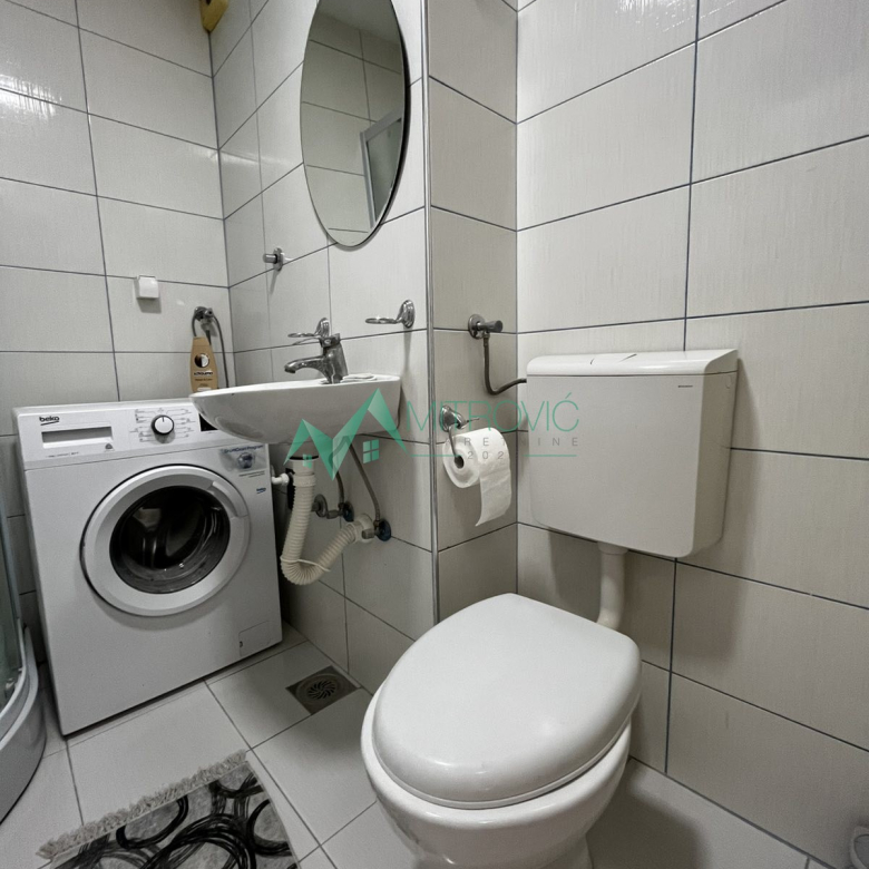 Stan Prodaja Novi Sad  37 m2