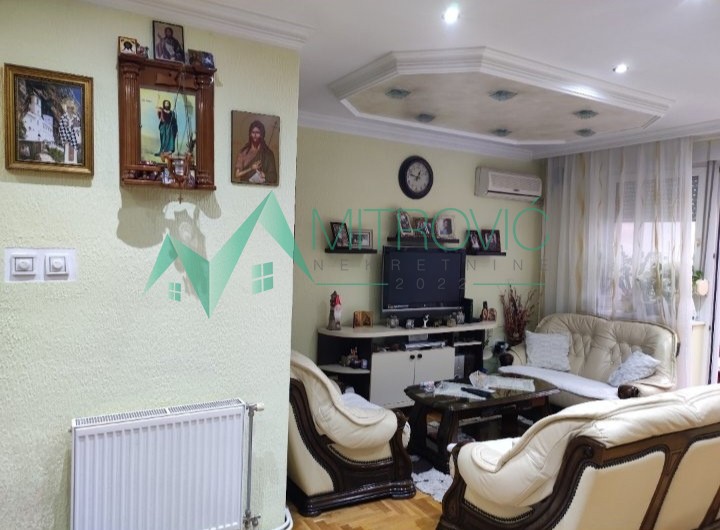 Stan Prodaja Novi Sad  77 m2