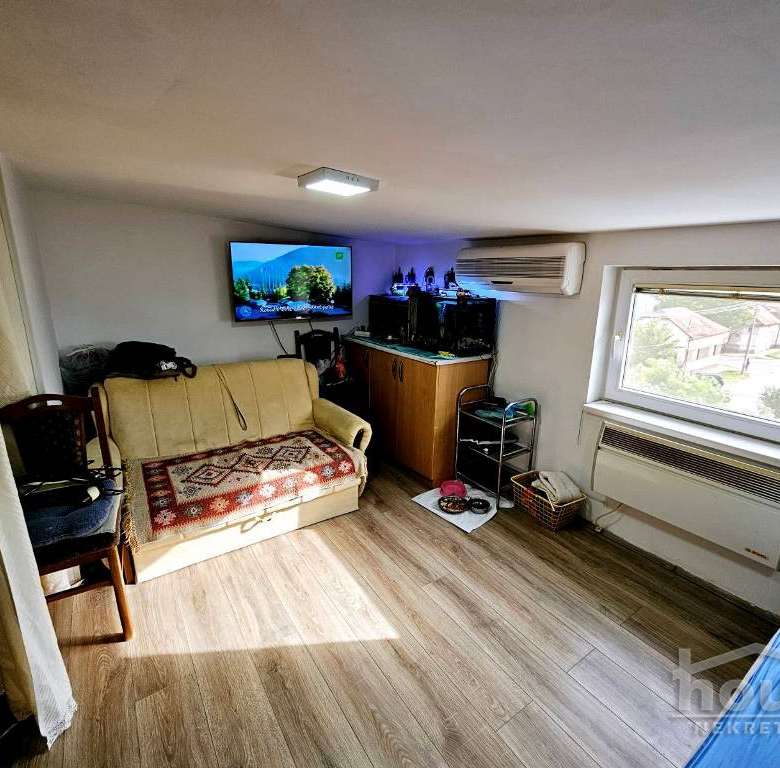 Stan Prodaja Novi Sad  60 m2