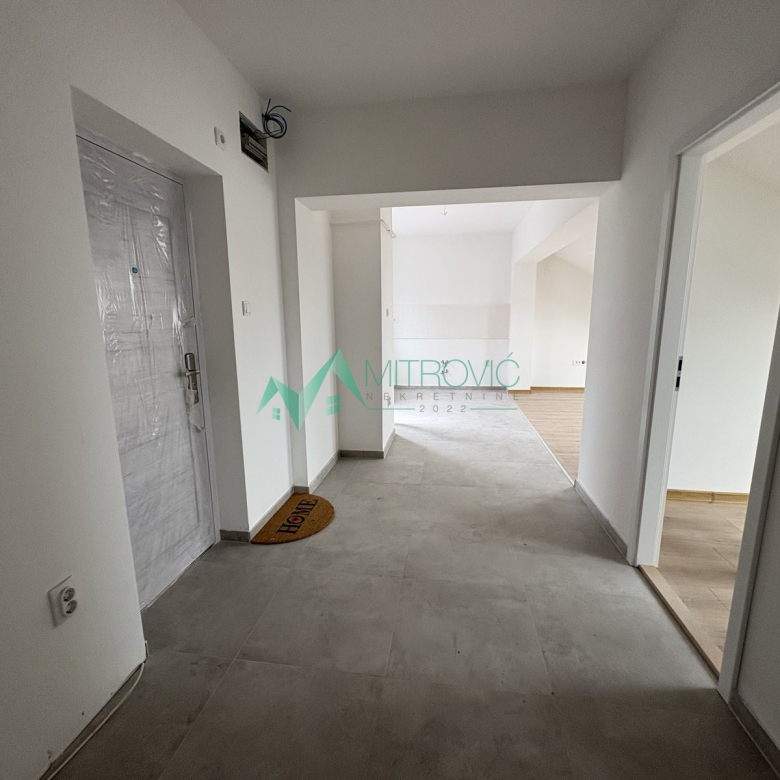 Stan Prodaja Novi Sad  61 m2