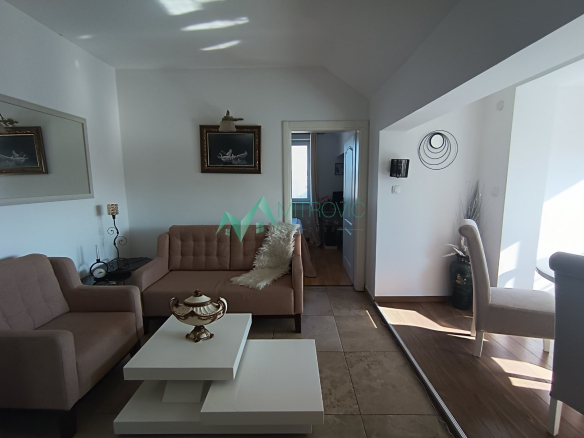 Stan Prodaja Novi Sad  52 m2