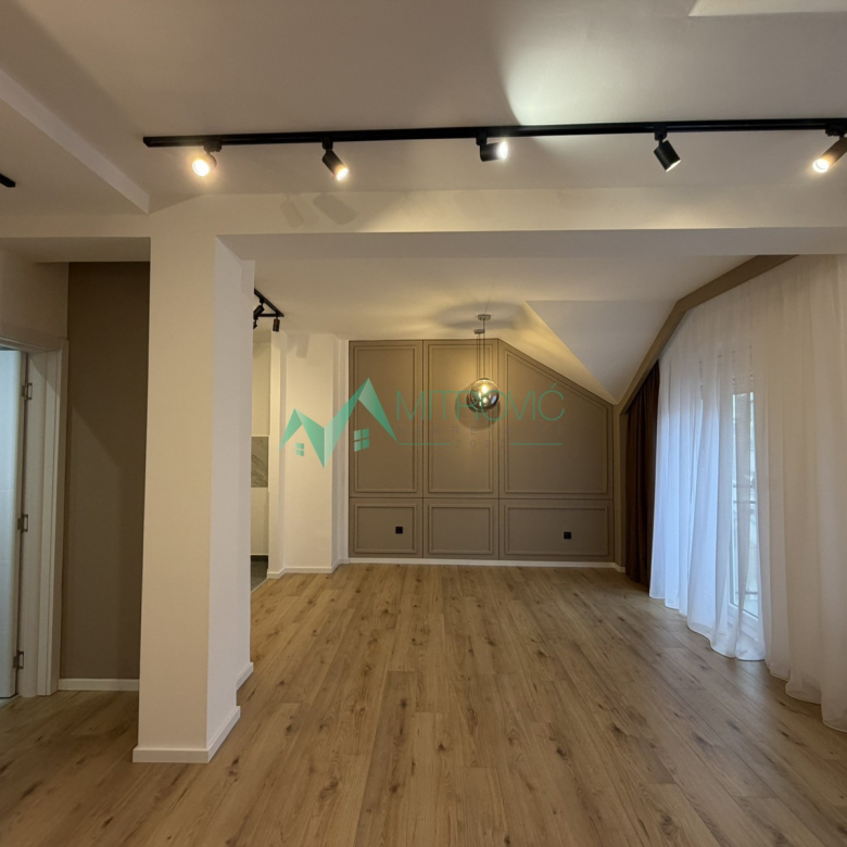 Stan Prodaja Novi Sad  58 m2