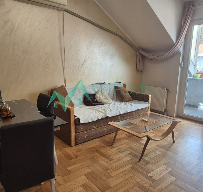 Stan Prodaja Novi Sad  55 m2