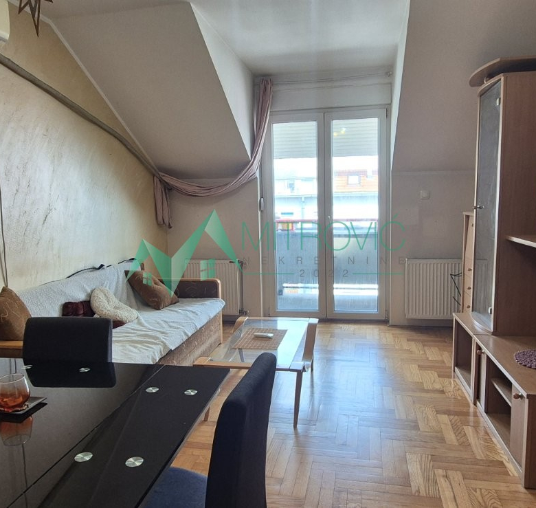 Stan Prodaja Novi Sad  55 m2