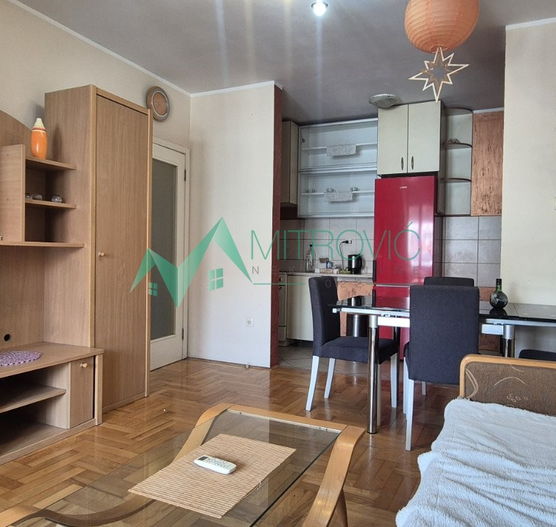 Stan Prodaja Novi Sad  55 m2
