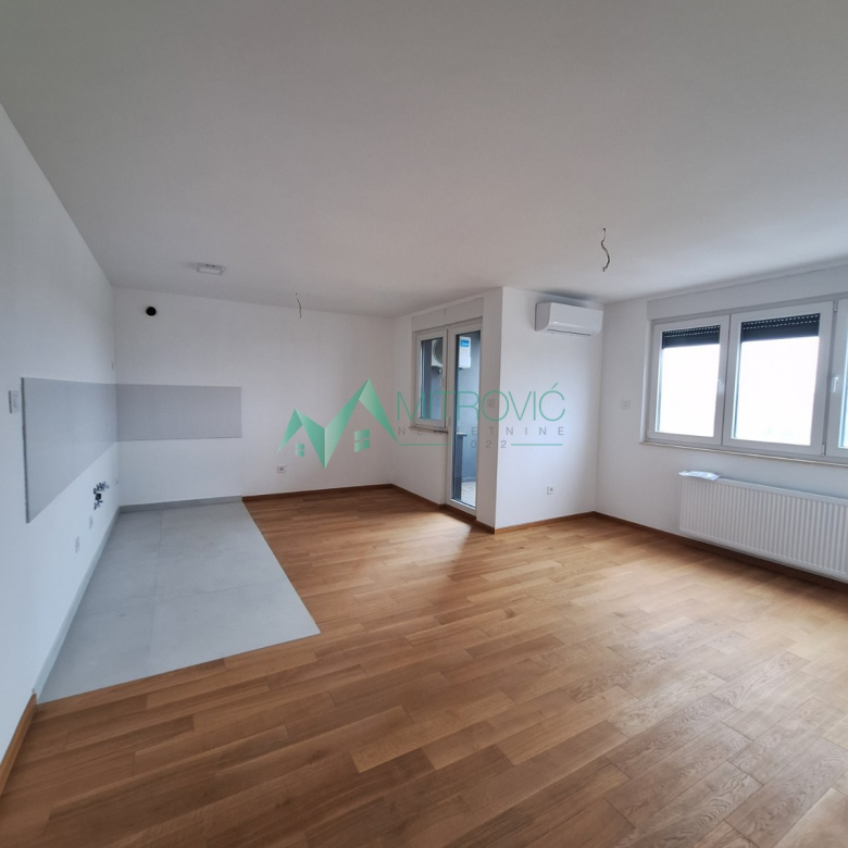 Stan Prodaja Novi Sad  58 m2