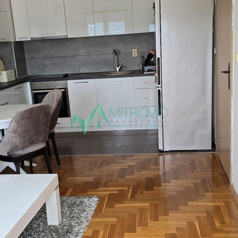 Stan Prodaja Novi Sad  49 m2