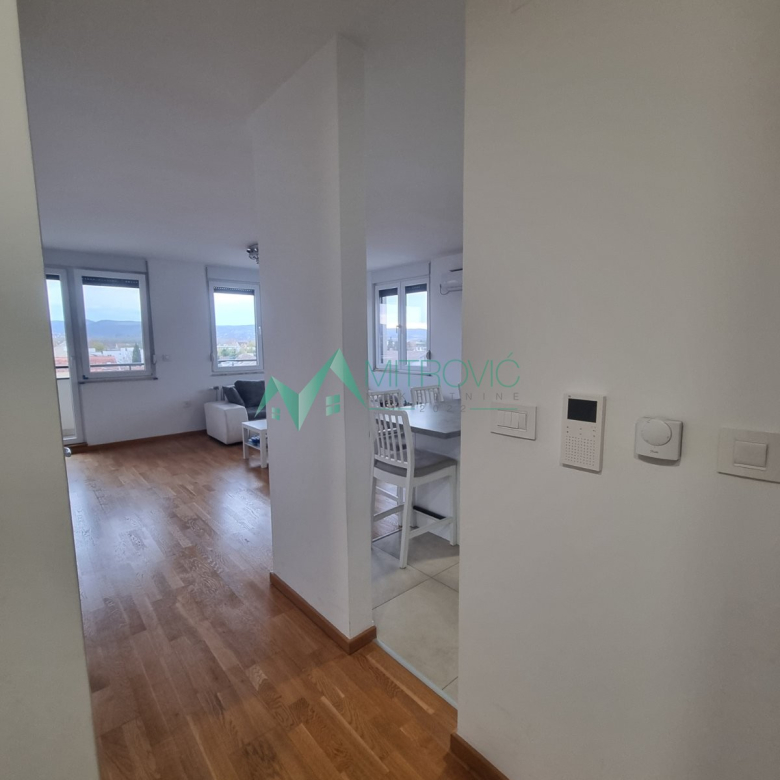Stan Prodaja Novi Sad  82 m2