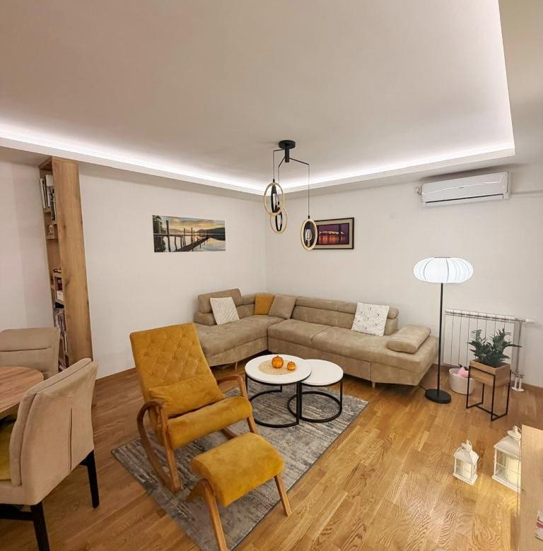 Stan Prodaja Novi Sad  67 m2