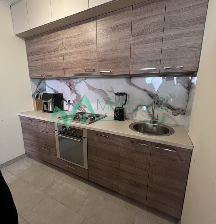 Stan Prodaja Novi Sad  59 m2