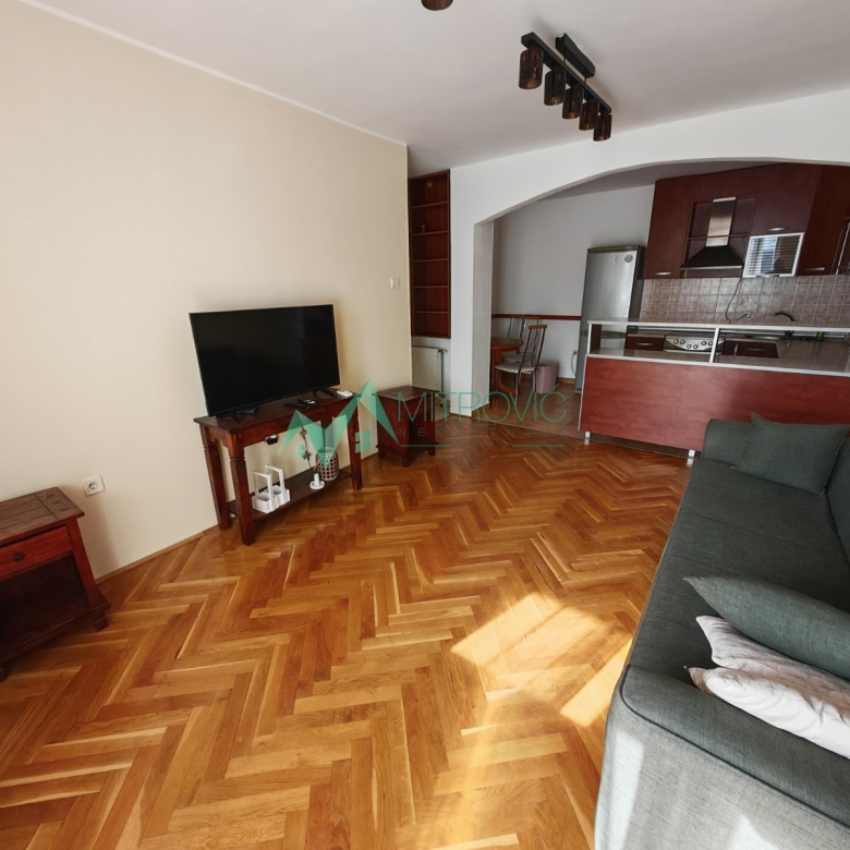 Grbavica, 70m2, odličan dvoiposoban stan..