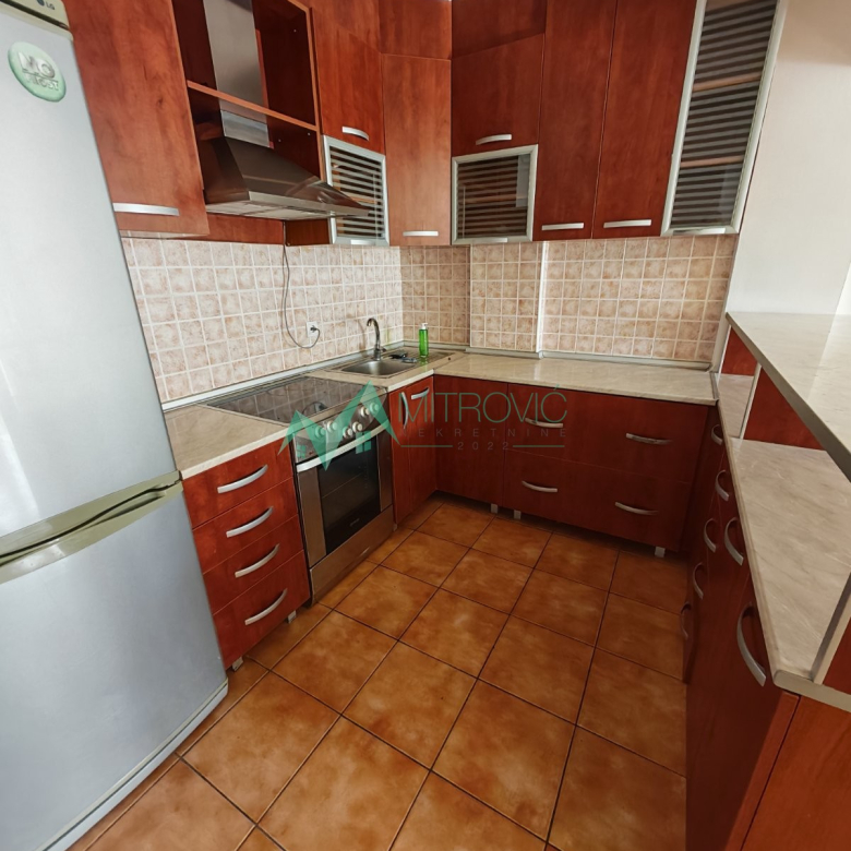 Stan Prodaja Novi Sad  70 m2