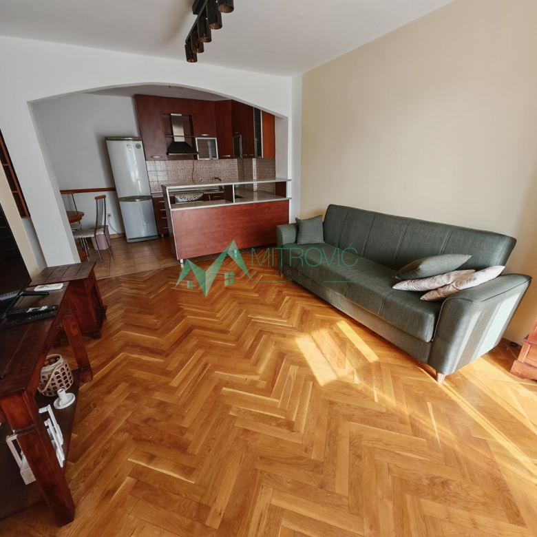 Stan Prodaja Novi Sad  70 m2