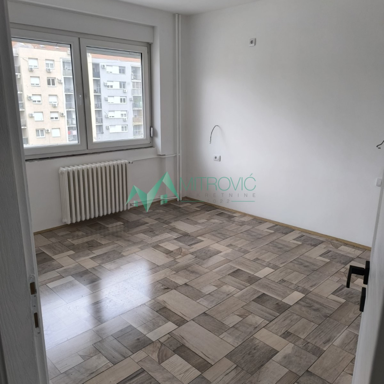 Stan Prodaja Novi Sad  52 m2