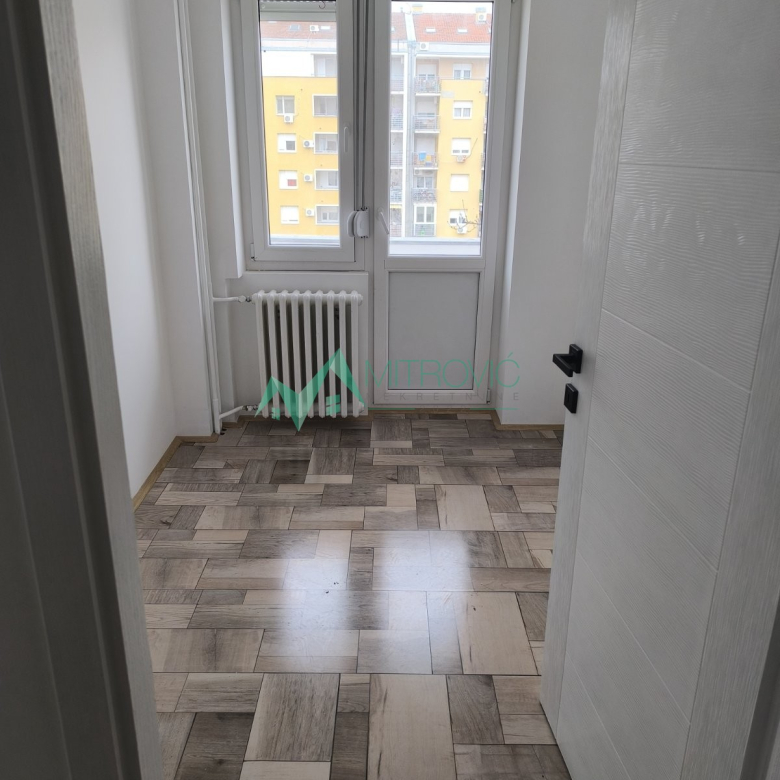 Stan Prodaja Novi Sad  52 m2