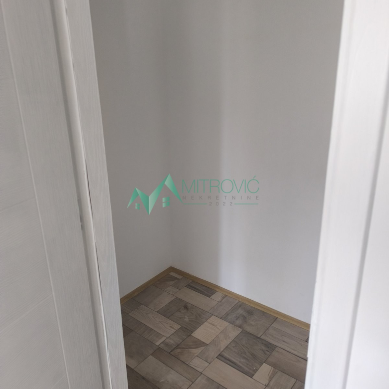 Stan Prodaja Novi Sad  52 m2