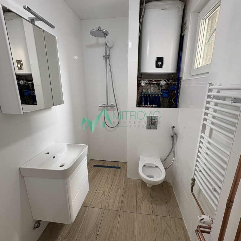 Stan Prodaja Novi Sad  60 m2