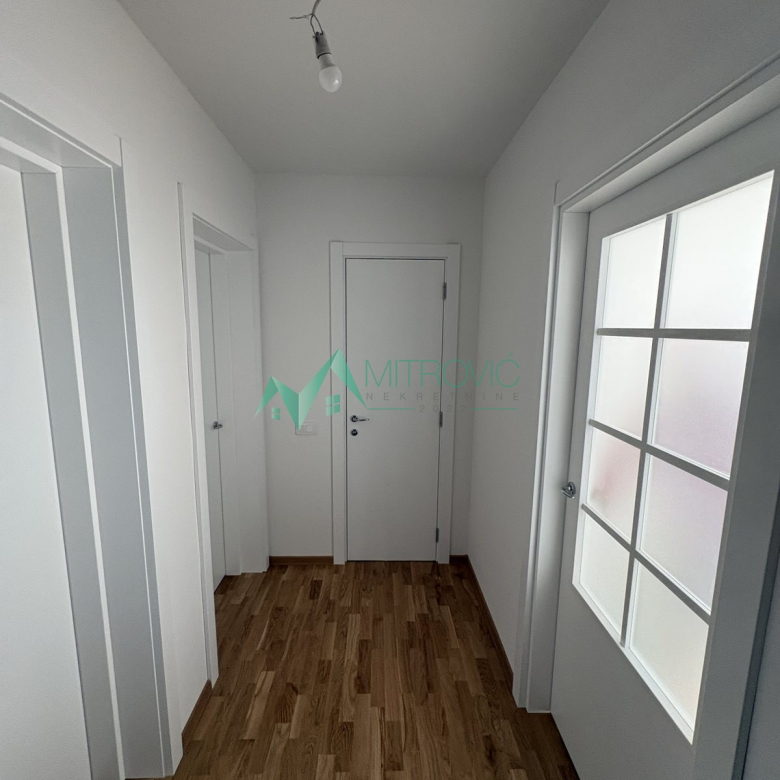 Stan Prodaja Novi Sad  60 m2