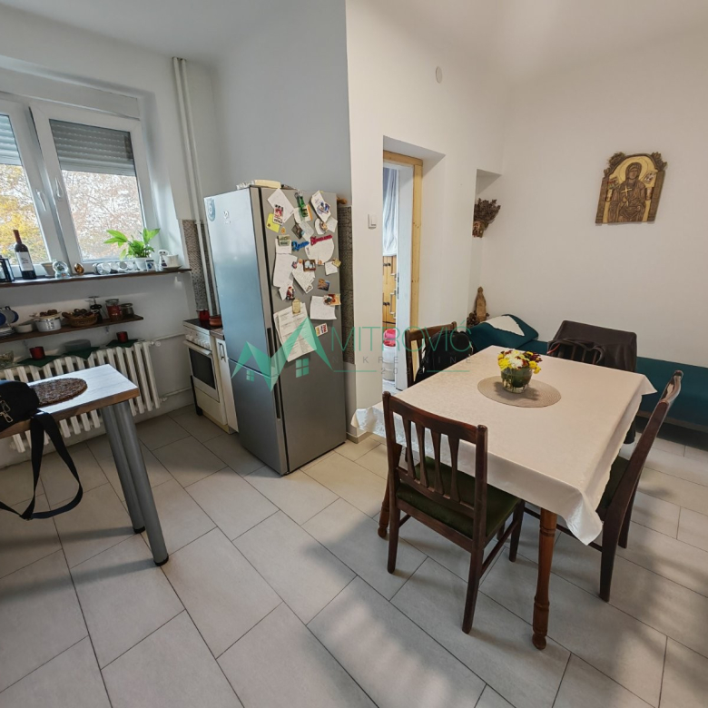Stan Prodaja Novi Sad  63 m2