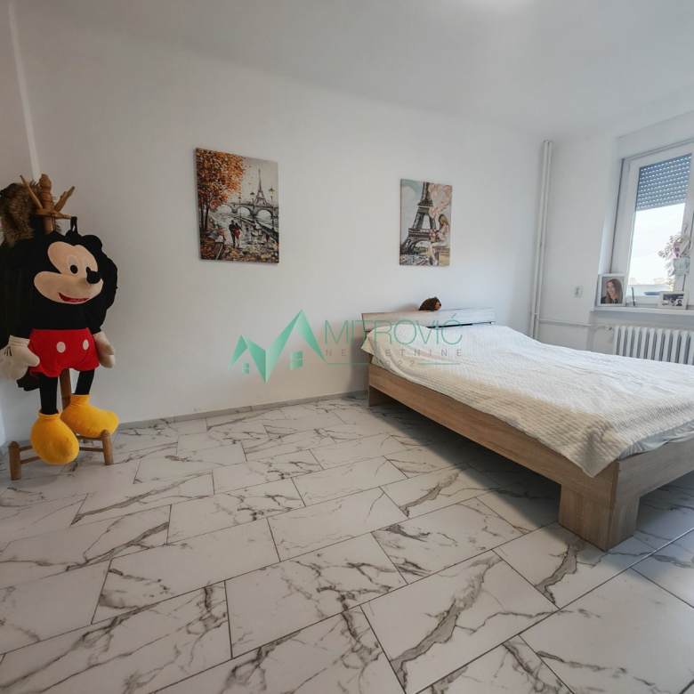 Stan Prodaja Novi Sad  63 m2