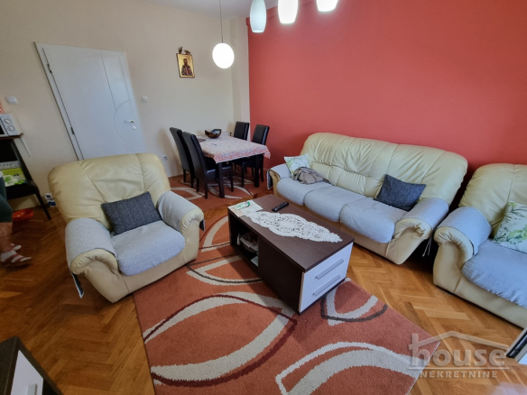 Stan Prodaja Novi Sad  65 m2