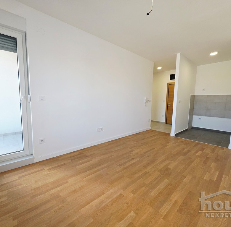 Stan Prodaja Novi Sad  55 m2