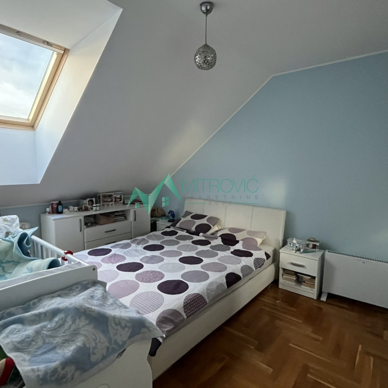 Stan Prodaja Novi Sad  65 m2