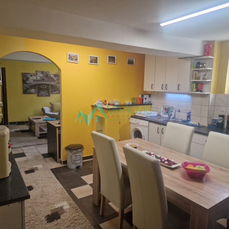 Stan Prodaja Novi Sad  68 m2