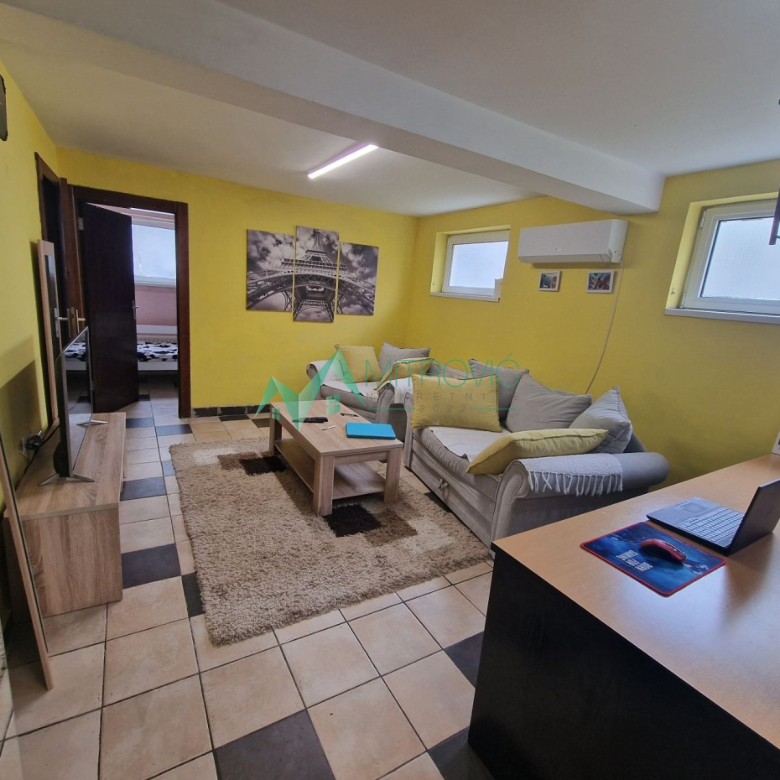 Stan Prodaja Novi Sad  68 m2