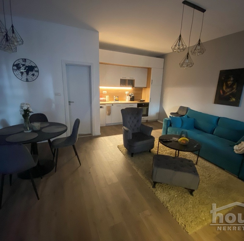 Stan Prodaja Novi Sad  60 m2