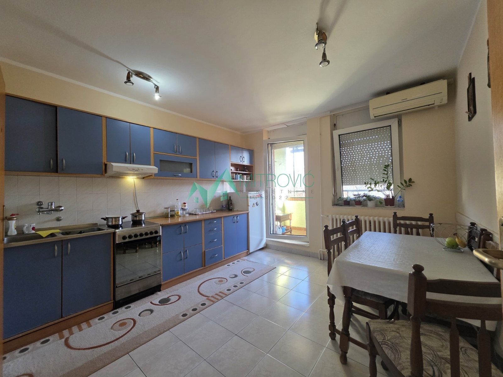 Stan Prodaja Novi Sad  54 m2