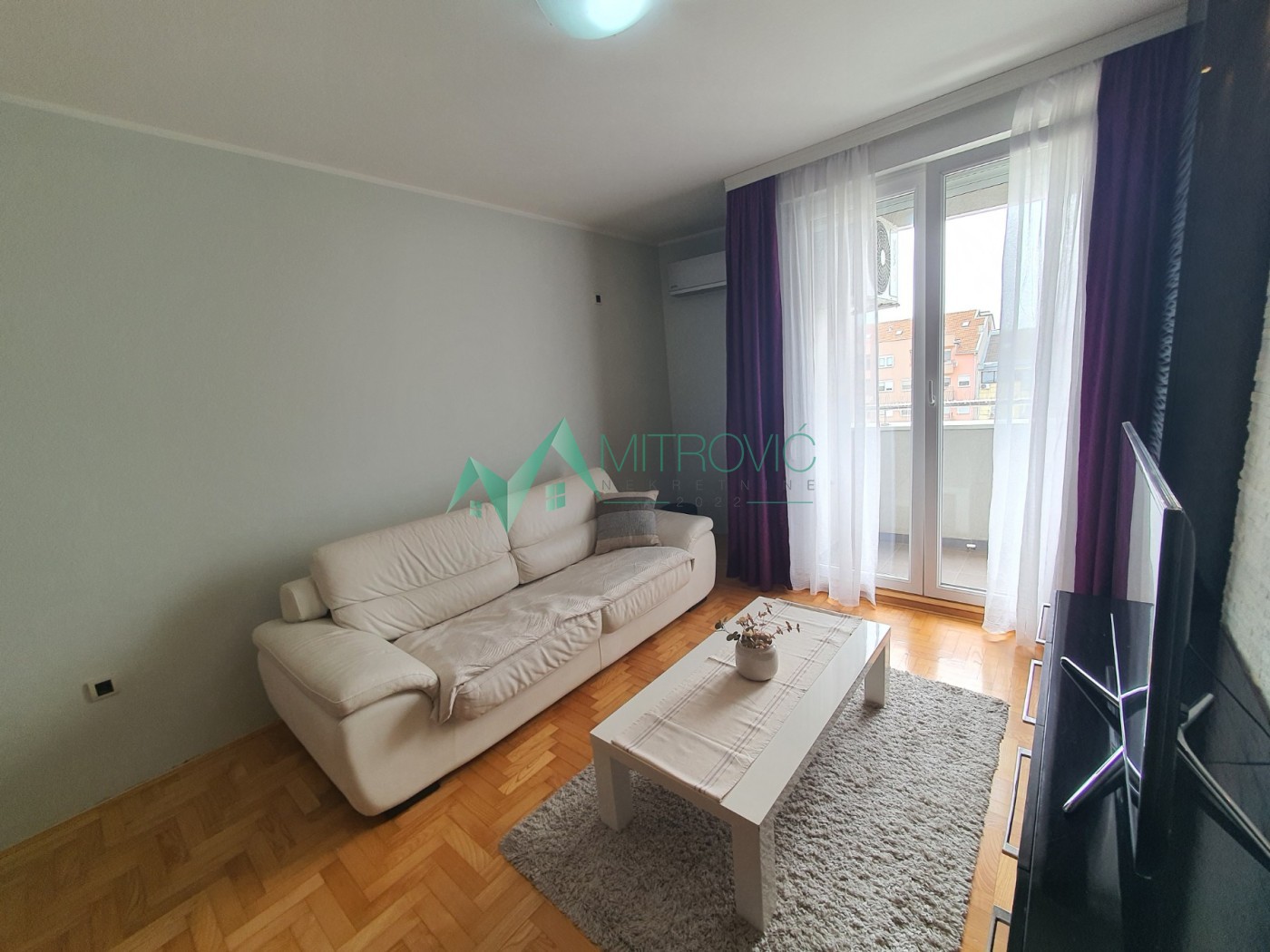 Stan Prodaja Novi Sad  42 m2