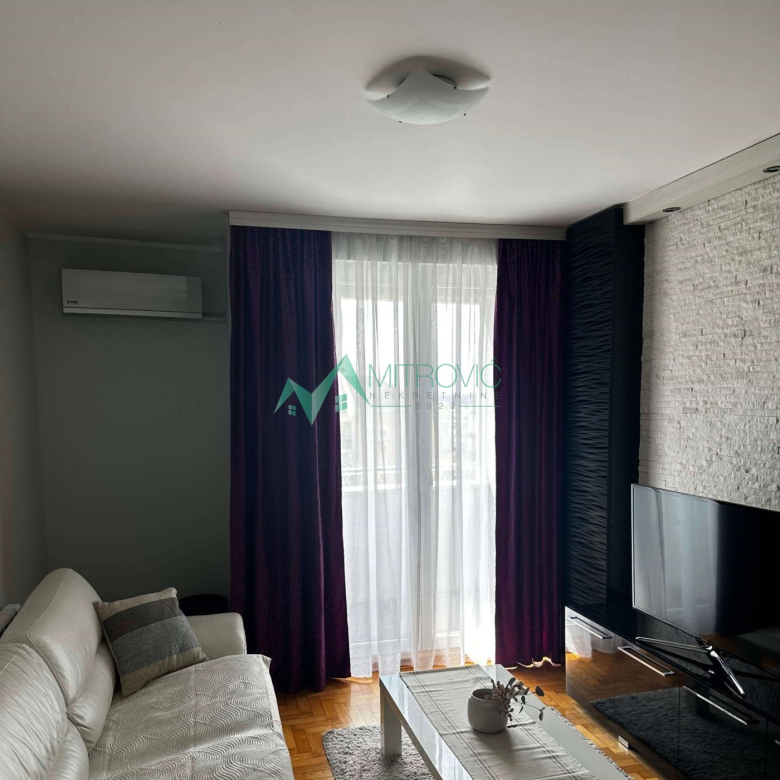 Stan Prodaja Novi Sad  42 m2