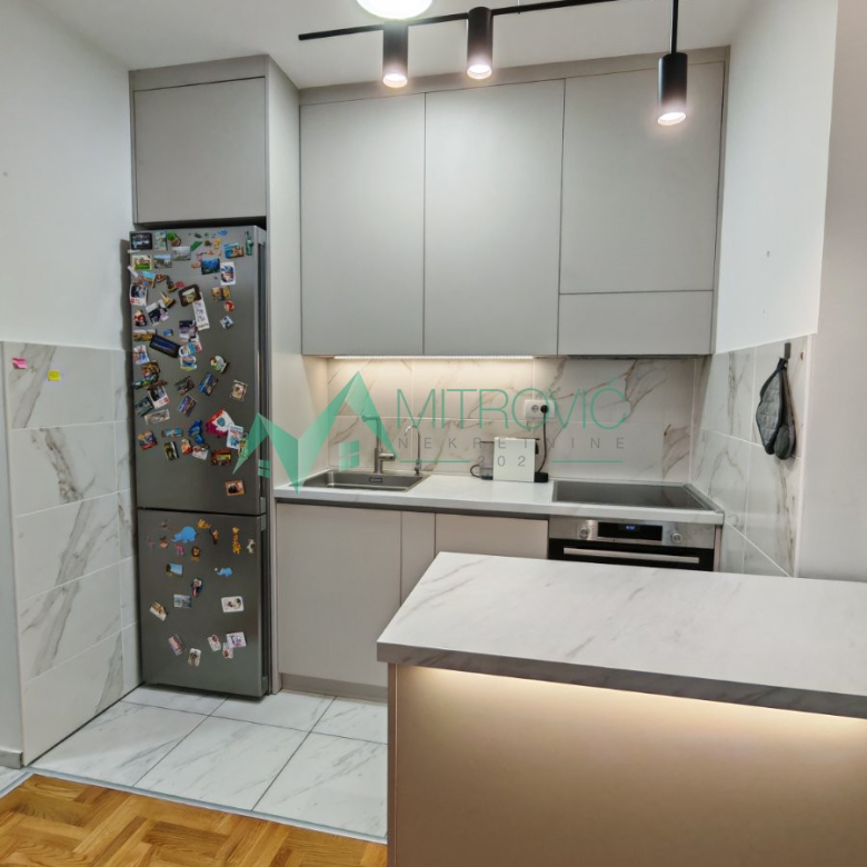 Stan Prodaja Novi Sad  42 m2