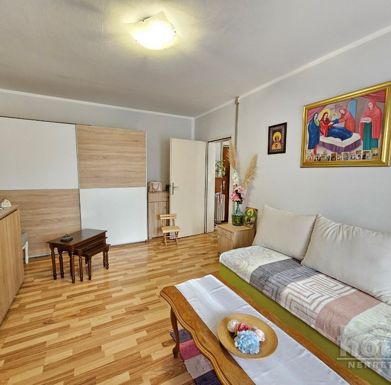 Stan Prodaja Novi Sad  63 m2