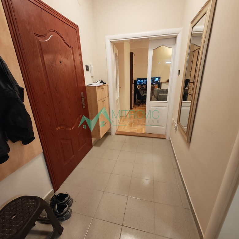 Stan Prodaja Novi Sad  54 m2
