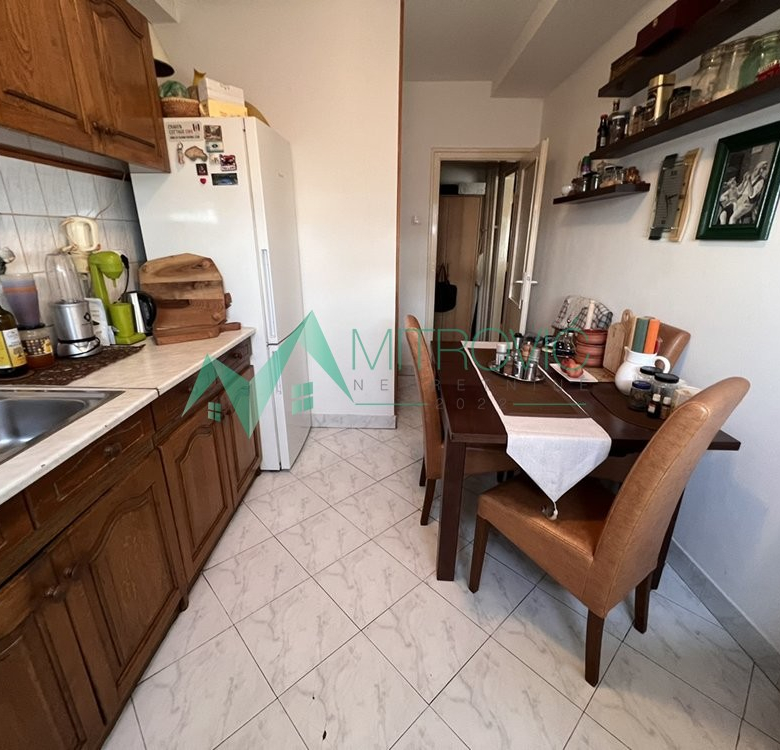 Stan Prodaja Novi Sad  54 m2