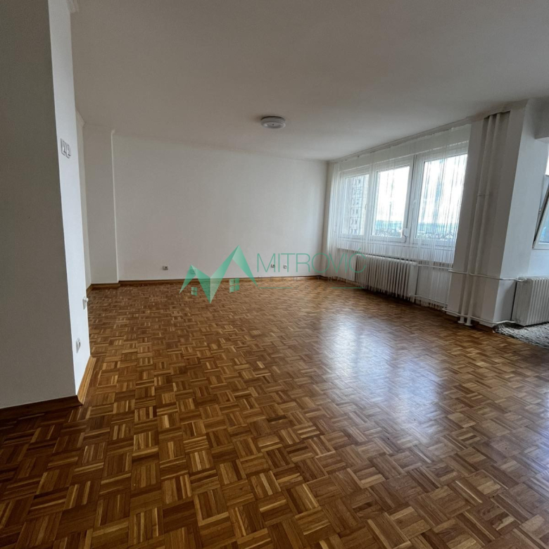 Stan Prodaja Novi Sad  60 m2