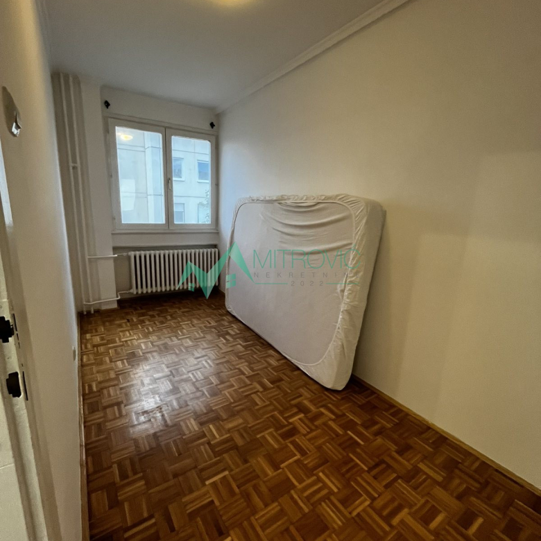 Stan Prodaja Novi Sad  60 m2