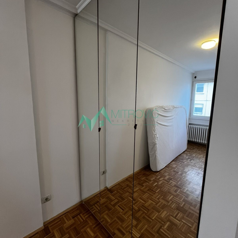 Stan Prodaja Novi Sad  60 m2