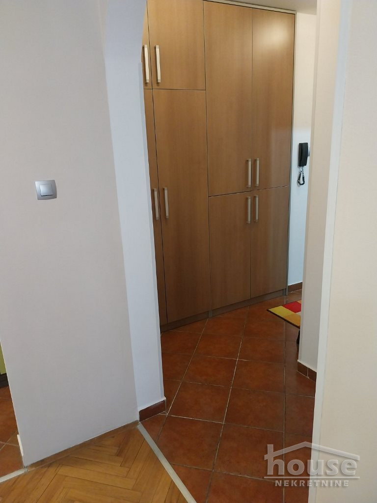 Stan Prodaja Novi Sad  43 m2