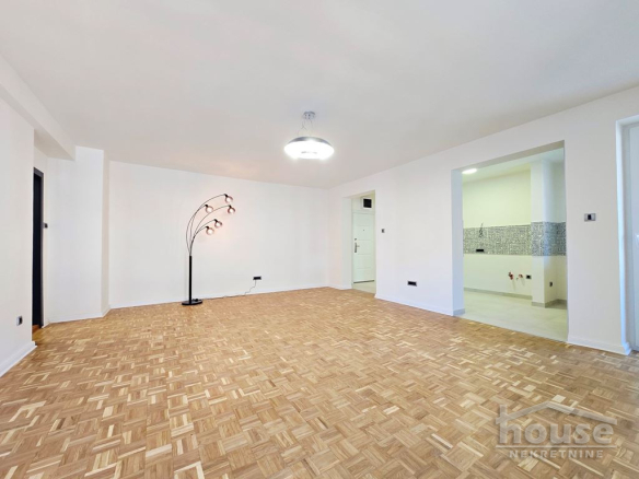 Stan Prodaja Novi Sad  64 m2