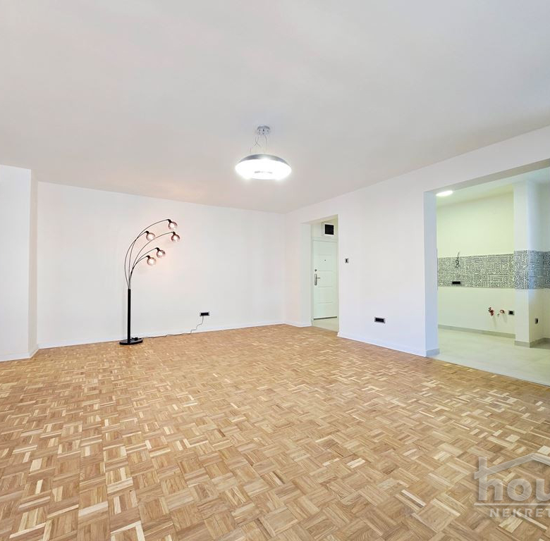 Stan Prodaja Novi Sad  64 m2