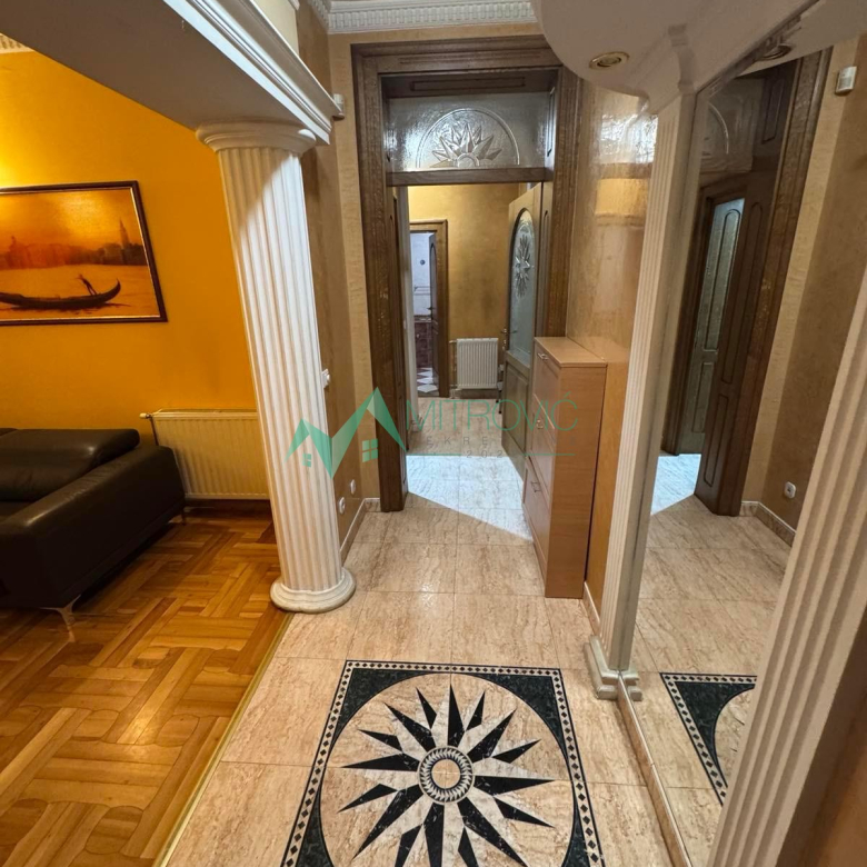 Stan Prodaja Novi Sad  64 m2