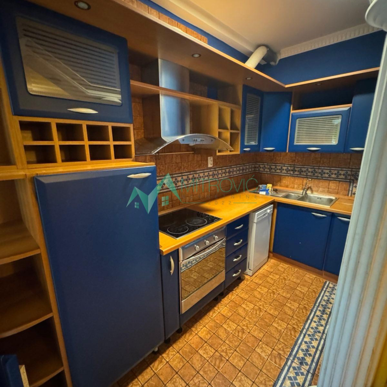 Stan Prodaja Novi Sad  64 m2