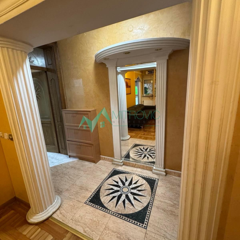 Stan Prodaja Novi Sad  64 m2