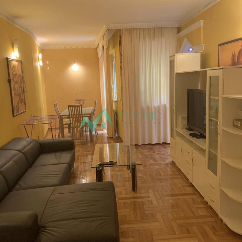 Stan Prodaja Novi Sad  64 m2